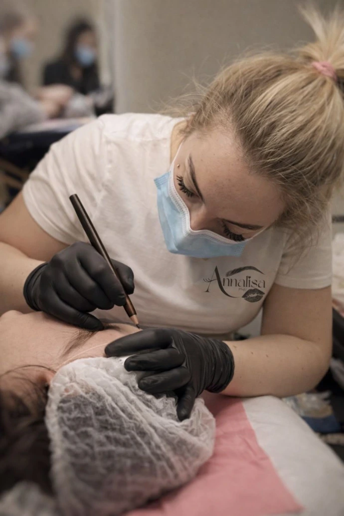 disegno preparatorio sopracciglia, progetto